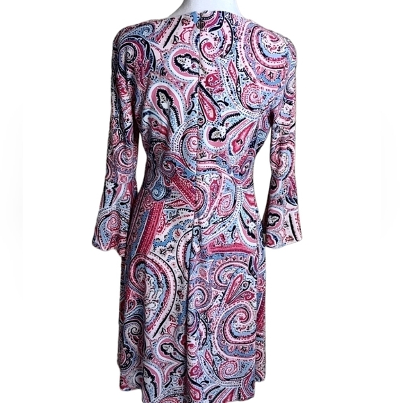 Tommy Hilfiger Women's Multi Colored Paisley 3/4 Bell Sleeve Dress. Size… - Picture 2 of 8